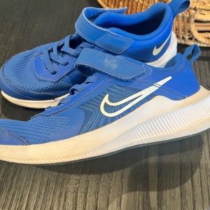 Nike Kids blue Downshifter size 13. Worn once.